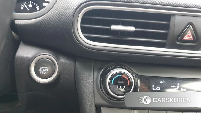 Hyundai Kona 2018 Белый из Кореи, фото 3