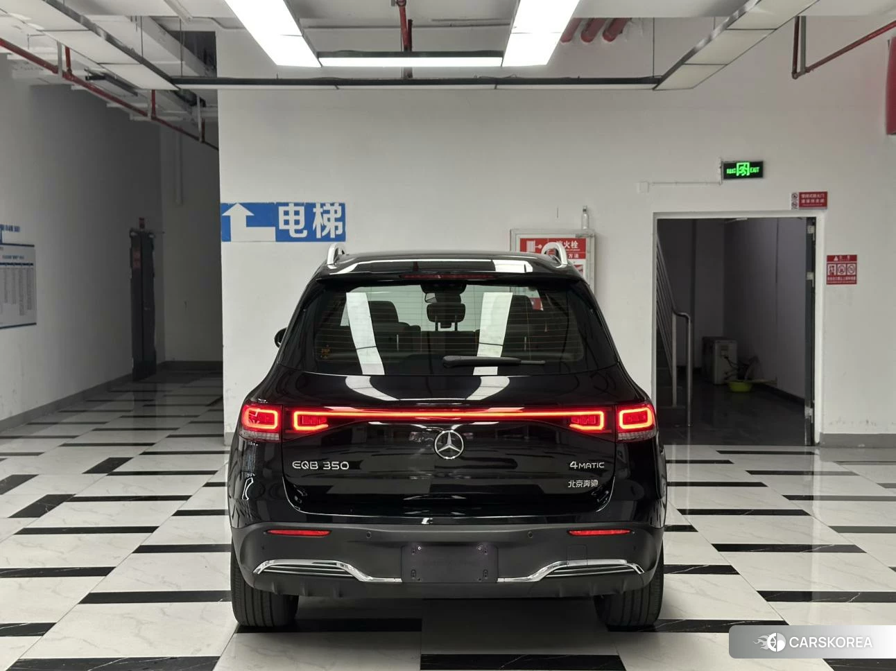 Mercedes-Benz EQB 2021 Черный из Китая, фото 3