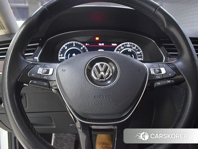 Volkswagen Passat GT (B8) 2018 Белый из Кореи, фото 3