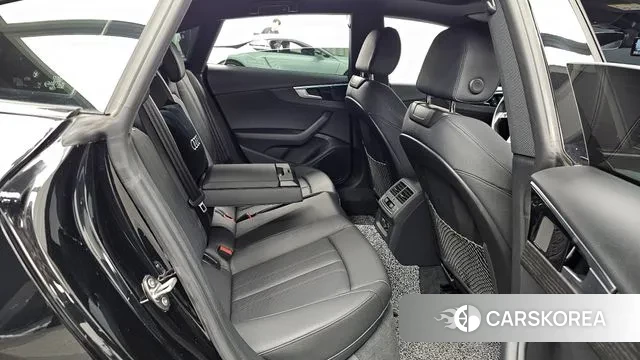 Audi A5 (F5) 2023 Черный из Кореи, фото 3