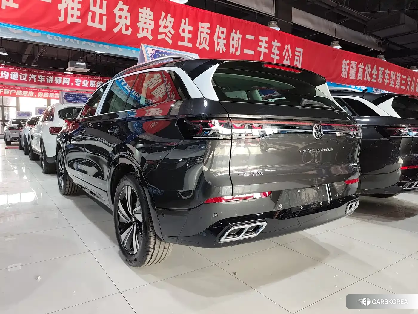 Volkswagen Tavendor 2026 Silver/gray из Китая, фото 3