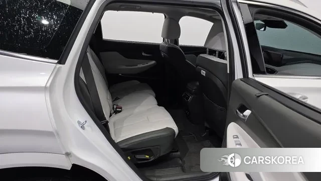 Hyundai The New Santa Fe 2023 Белый из Кореи, фото 3