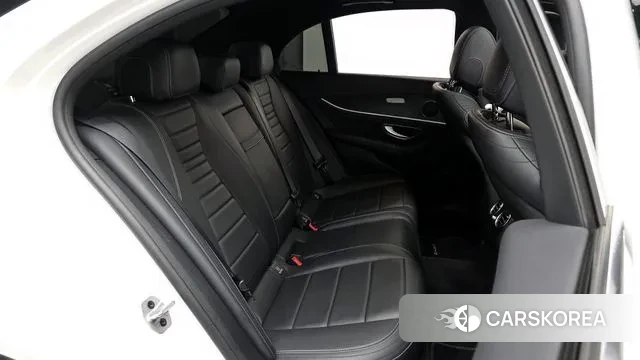 Mercedes-Benz E-Class W213 2020 Белый из Кореи, фото 3