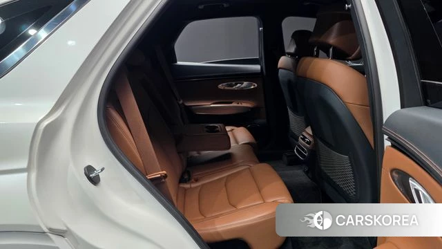 Genesis GV70 2023 Белый из Кореи, фото 3