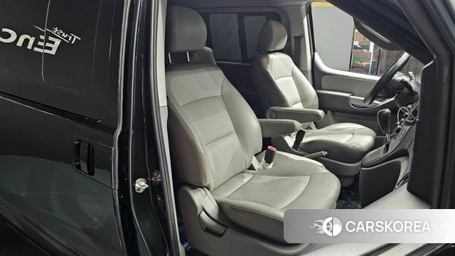 Hyundai The New Grand Starex 2020 Черный из Кореи, фото 3