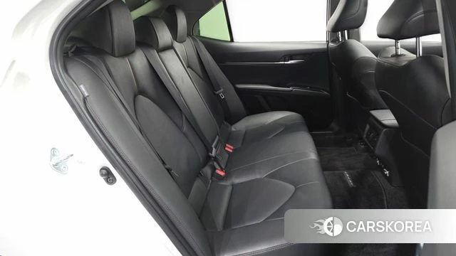 Toyota Camry (XV70) 2019 Белый из Кореи, фото 3