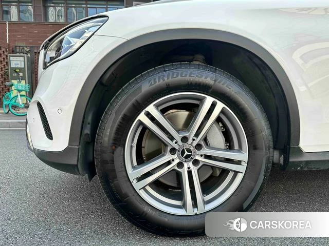 Mercedes-Benz GLC 2021 Белый из Китая, фото 3