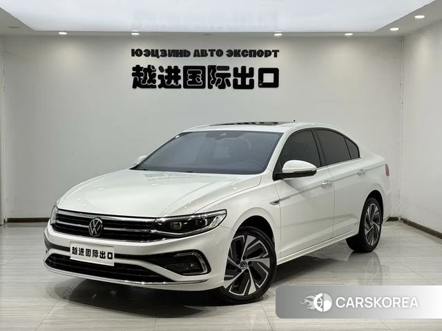 Volkswagen Bora 2023 Белый из Китая, фото 3