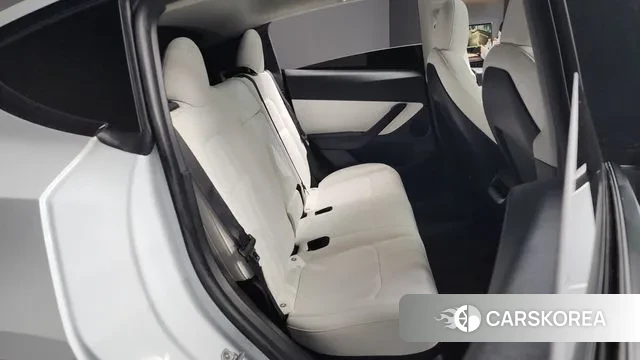 Tesla Model Y 2022 Белый из Кореи, фото 3