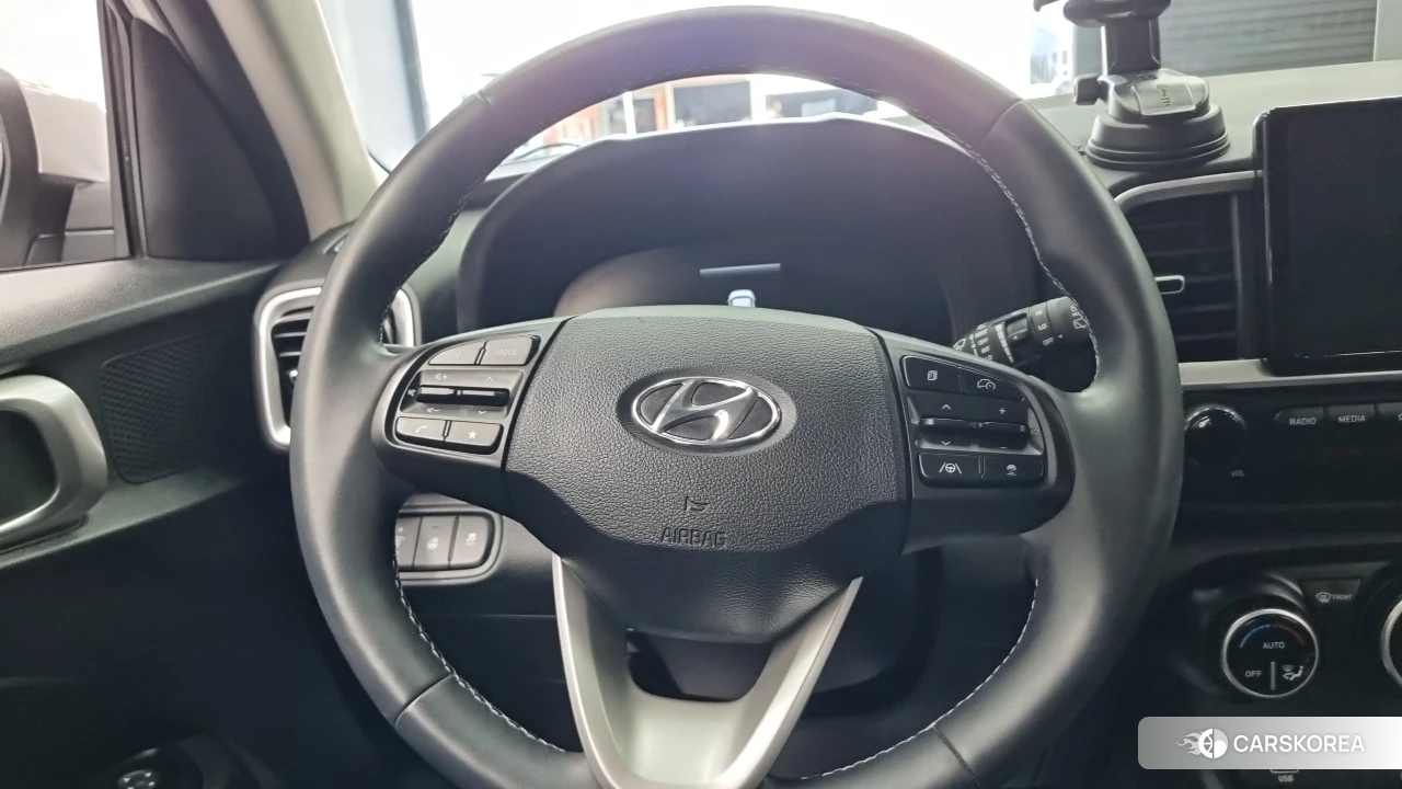Hyundai Venue 2023 Серый из Кореи, фото 3