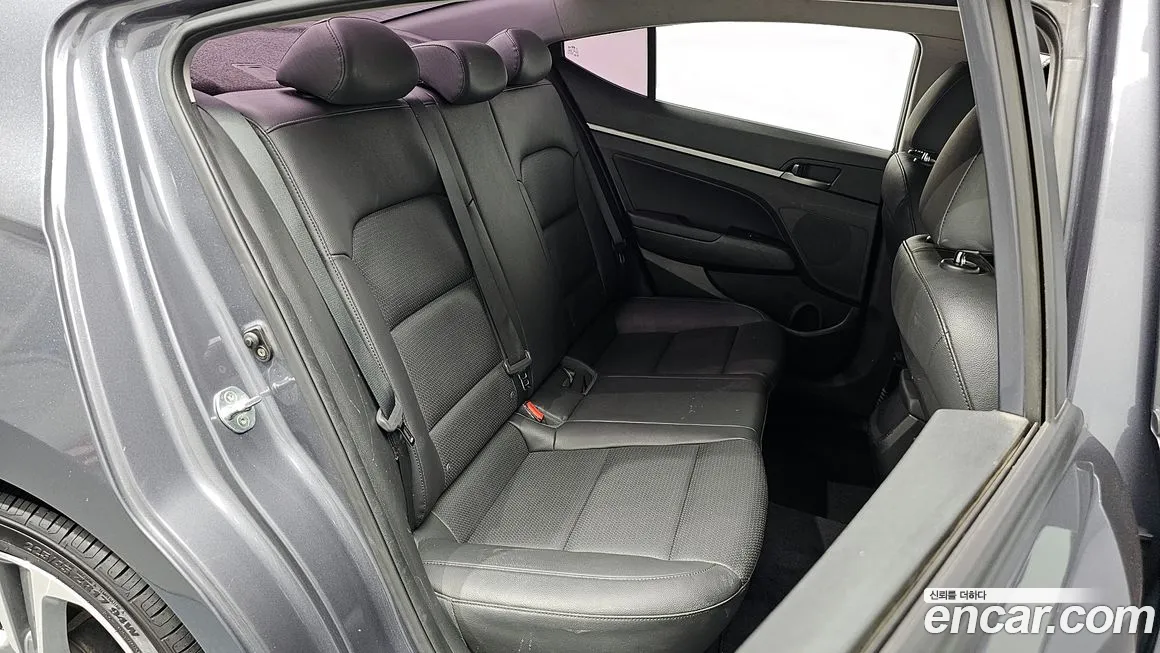 Hyundai Avante AD id 1935792 из Кореи 3