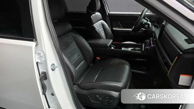 Hyundai Santa Fe (MX5) 2024 Белый из Кореи, фото 3