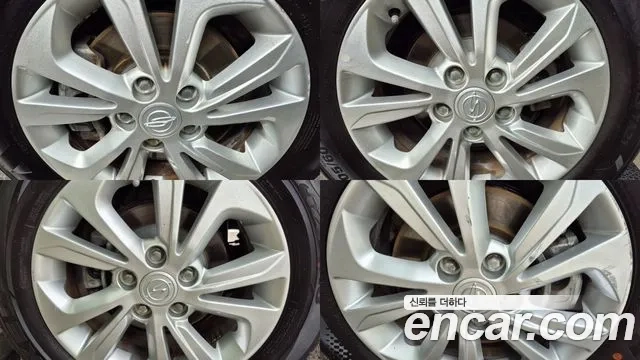 Ssangyong Tivoli Armor 2019 Жемчужный цвет из Кореи, фото 3