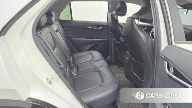 Kia Di Ol Nu Niro 2022 Белый из Кореи, фото 3