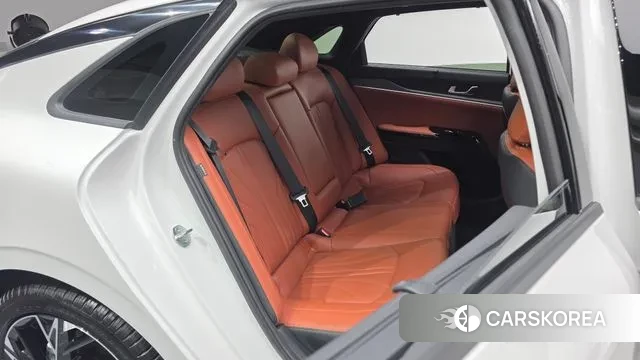 Kia The New K5 Hybrid 3rd generation 2025 Белый из Кореи, фото 3