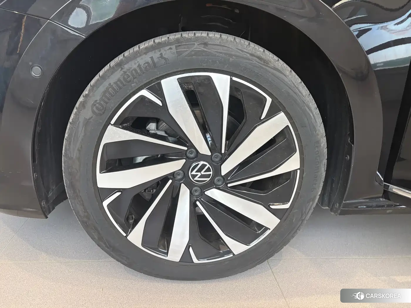Volkswagen Passat 2025 Черный из Китая, фото 3