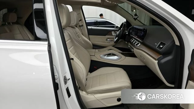 Mercedes-Benz GLE-Class W167 2020 Белый из Кореи, фото 3