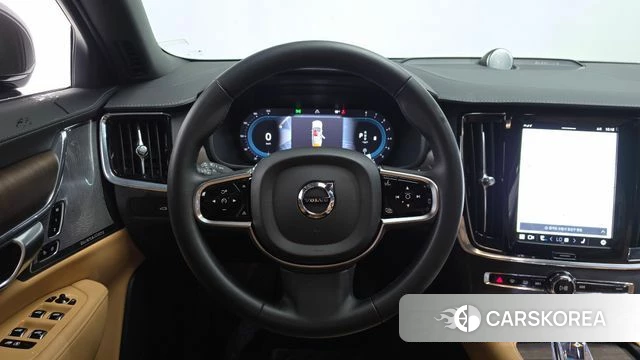 Volvo S90 2023 Серый из Кореи, фото 3