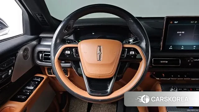 Lincoln Aviator 2nd generation 2022 Белый из Кореи, фото 3