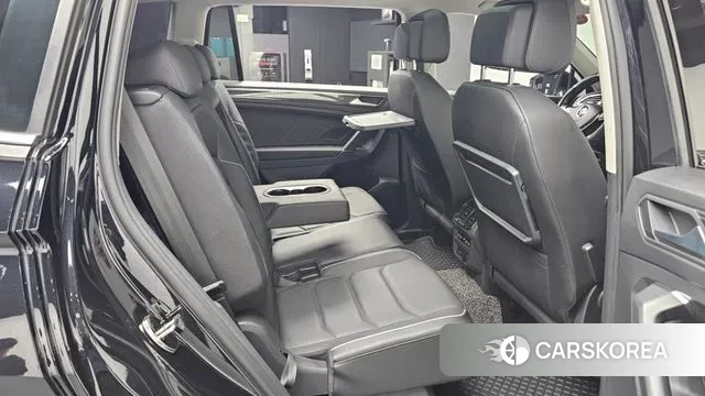 Volkswagen Tiguan Allspace 2020 Черный из Кореи, фото 3