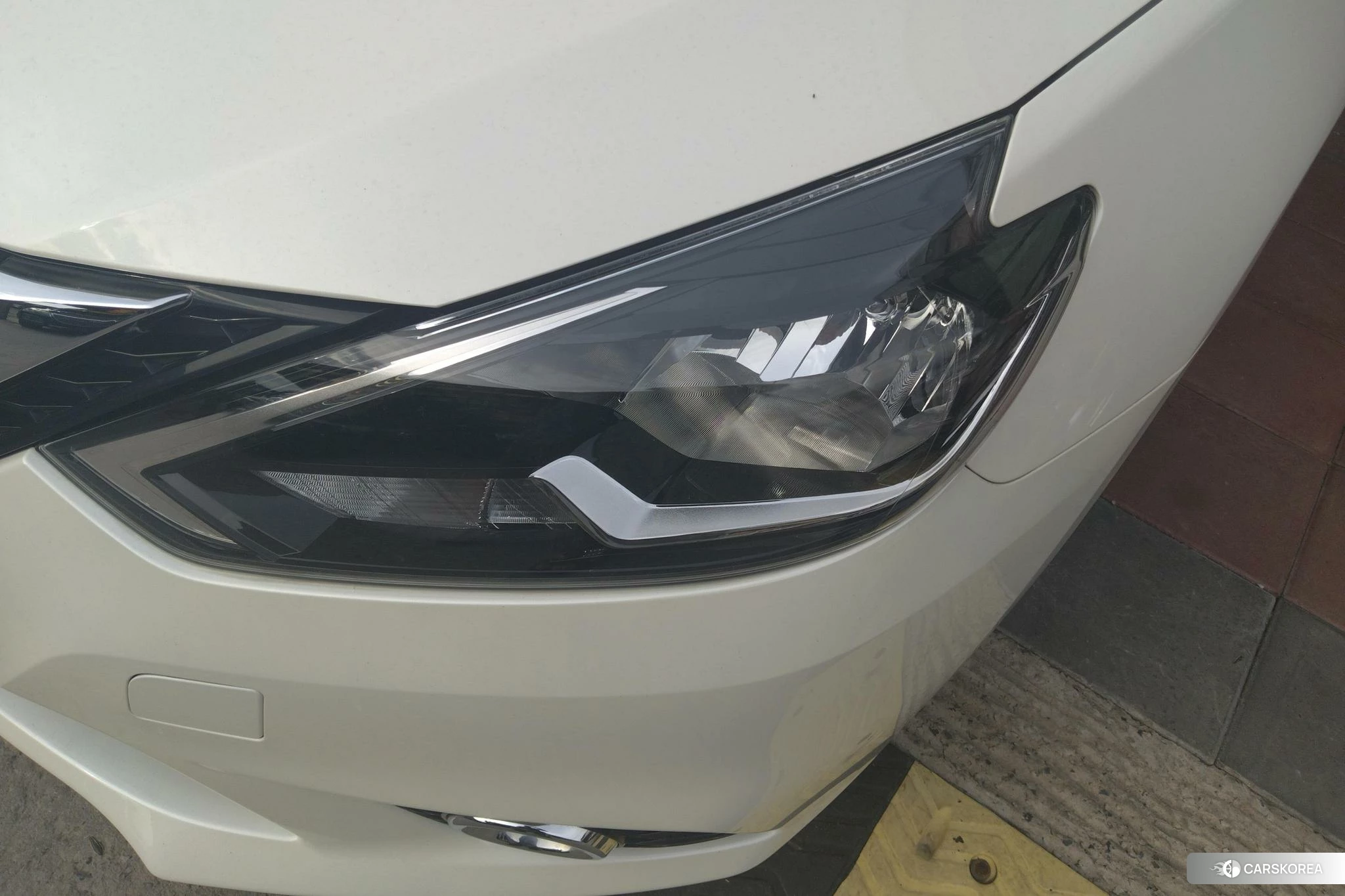 Nissan Sylphy 2023 Белый из Китая, фото 3