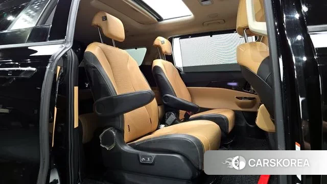 Kia Carnival 4th generation 2023 Черный из Кореи, фото 3