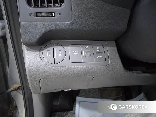 Hyundai The New Grand Starex 2019 Серебряный из Кореи, фото 3