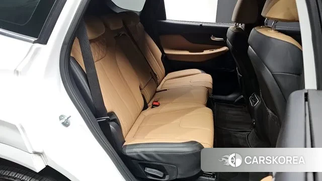 Hyundai The New Santa Fe 2023 Белый из Кореи, фото 3