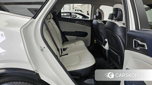Kia The New Sportage 5th Generation 2024 Белый из Кореи, фото 3