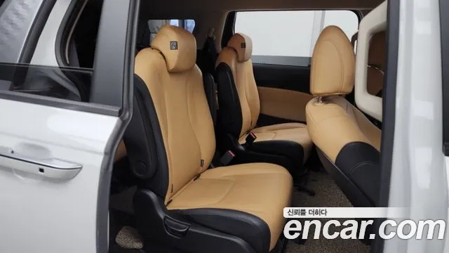 Kia Carnival 4th generation 2022 Белый из Кореи, фото 3