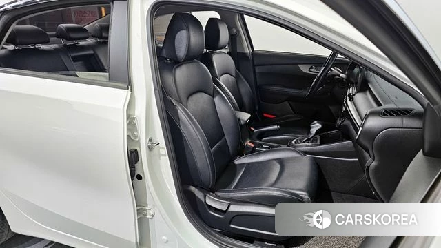 Kia Come New K3 2020 Белый из Кореи, фото 3