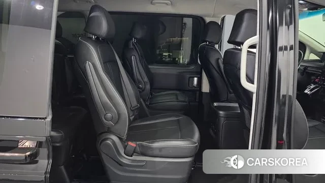 Hyundai Staria 2022 Черный из Кореи, фото 3