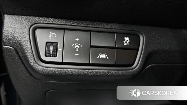 Kia Come New K3 2018 Светло-серебряный цвет из Кореи, фото 3