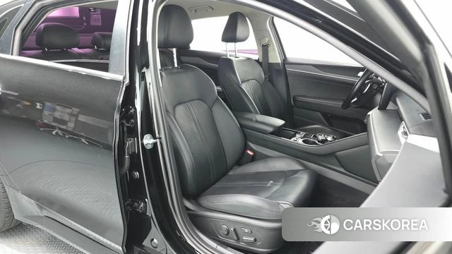 Kia K5 3rd generation 2021 Черный из Кореи, фото 3