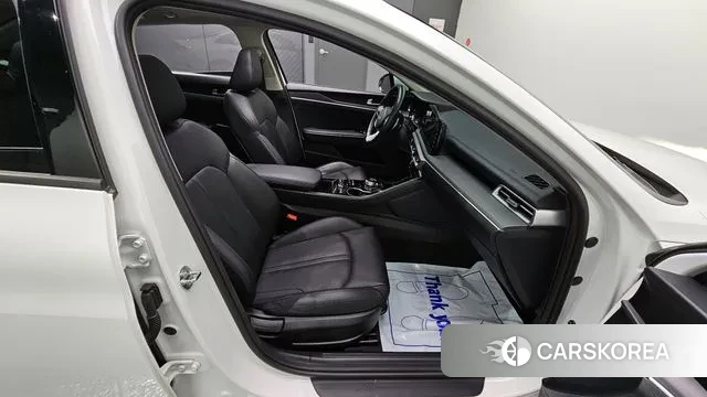 Kia K5 3rd generation 2023 Белый из Кореи, фото 3