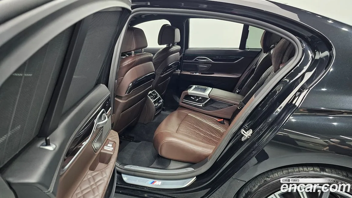 BMW 7 Series (G11) 2020 Черный из Кореи, фото 3