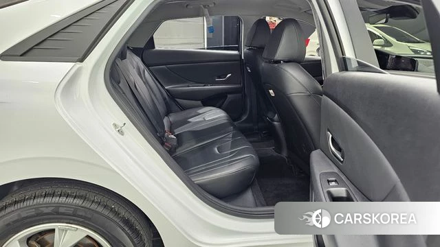 Hyundai Avante (CN7) 2021 Белый из Кореи, фото 3