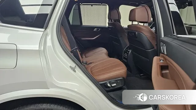 BMW X5 (G05) 2023 Белый из Кореи, фото 3