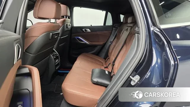 BMW X6 (G06) 2022 Черный из Кореи, фото 3