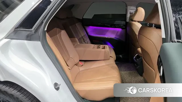 Hyundai Grandeur Hybrid (GN7) 2023 Белый из Кореи, фото 3