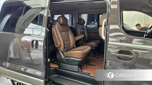 Hyundai The New Grand Starex 2019 Серый из Кореи, фото 3