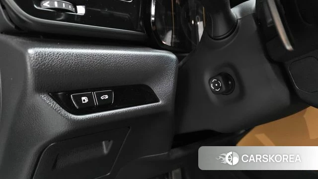 Lexus NX450h + 2nd generation 2023 Серебристо-серый из Кореи, фото 3
