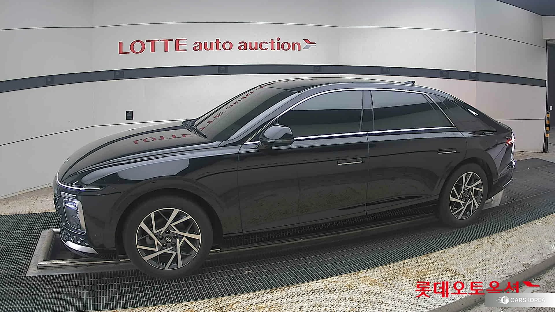 Hyundai Grandeur Hybrid 2023 Abyss Black Pearl из Кореи, фото 3
