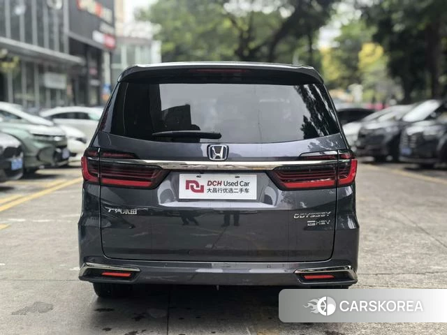 Honda Odyssey 2022 Темно-серый из Китая, фото 3