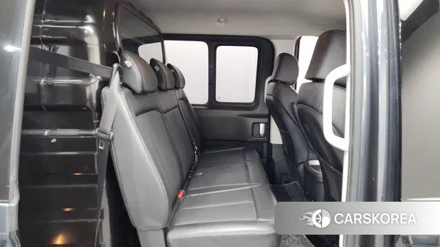 Hyundai Staria 2021 Черный из Кореи, фото 3