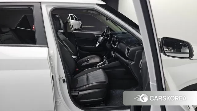 Hyundai Venue 2019 Белый из Кореи, фото 3