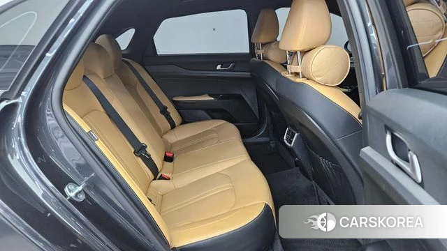 Kia K5 3rd generation 2022 Серебристо-серый из Кореи, фото 3