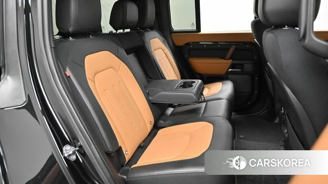 Land Rover Defender (L663) 2024 Черный из Кореи, фото 3