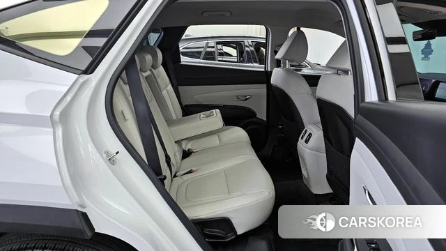 Hyundai The New Tucson (NX4) 2024 Белый из Кореи, фото 3