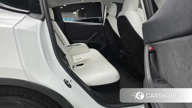 Tesla Model Y 2024 Белый из Кореи, фото 3